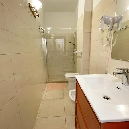 Lo Spioncino Apartment *